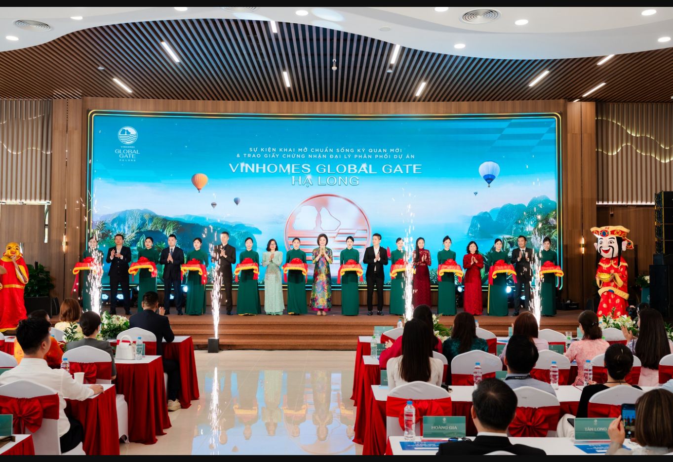Tham quan Vinhomes Global Gate Hạ Long: Văn phòng bán hàng ở đâu, cần xem gì?